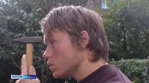 Очередной жуткий тренд: подростки в соцсетях бьют себя молотками по лицу