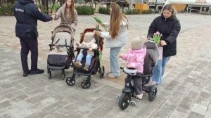 🚨Цветочный полицейский патруль продолжает свой вояж по городу-курорту