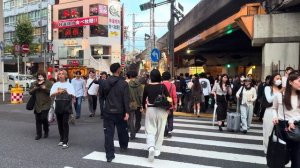 Осака вечерняя прогулка от станции Умеда по оживлённым улицам города ✨