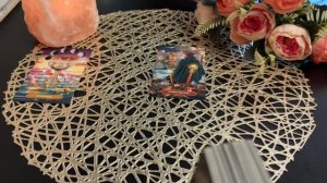 Думает ли он о тебе🍓🕺🥰Расклад по вариантам