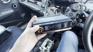 DL Audio Barracuda Half-DSP Head Unit в секцию 1DIN