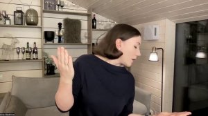 Практика 12 (11.03.2026) Красавица смотрит в зеркало