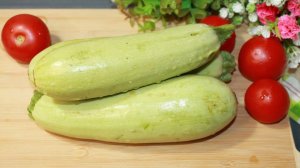 Просто возьмите кабачок. Вы будете удивлены как быстро и легко это готовить.