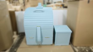 Видеообзор изготовленной под заказ тонированной в лазоревый цвет кедровой фитобочки Оригинальная