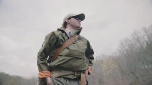 Рыбалка. Огромная рыба на большой реке.