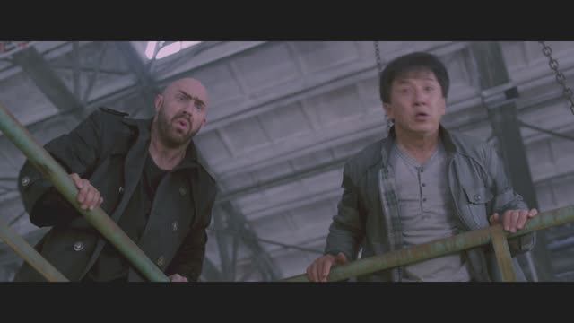 Отпетые напарники: Разборка на заводе с русской мафией