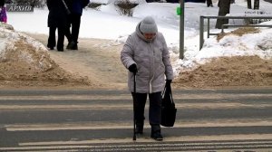 Российские пенсионеры тратят на себя в два раза меньше, чем на помощь детям