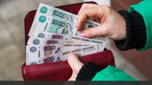 Стало известно о появлении в РФ отраслей со средней зарплатой более 500 тыс. рублей