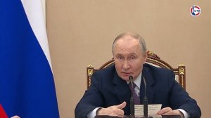 Владимир Путин провёл совещание о ситуации на мировом рынке нефти и газа