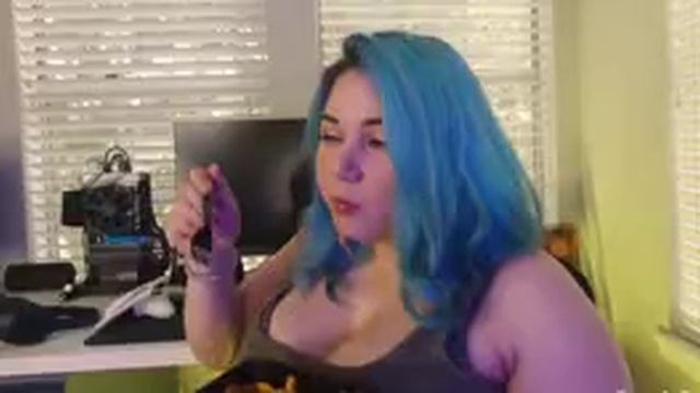 толстая стримерша