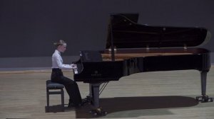 Пушкина Дарина. ДШИ № 10 г. Прокопьевск Е. Ботяров "Реверанс"