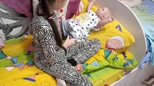 Влог сМией Мия облелась??? вечерний влог сМией (Мия розлела на себя воду)))