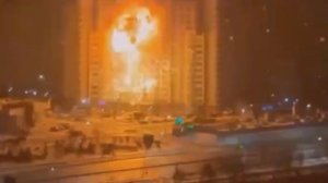 Очевидец снял удар дрона по отелю с американскими военными в Бахрейне