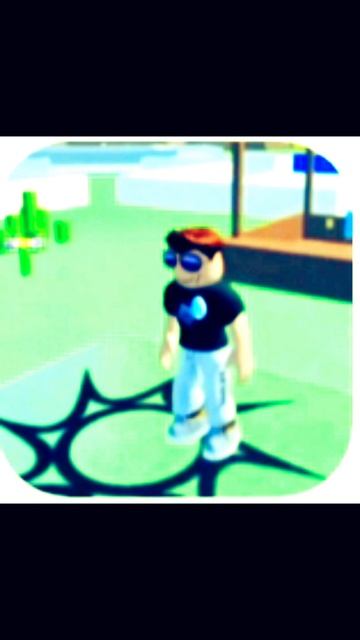 Песня про максима апельсина 
Песня Называется 7🍋 лимонов подпишитесь 
на него наберём максиму 💯 ?