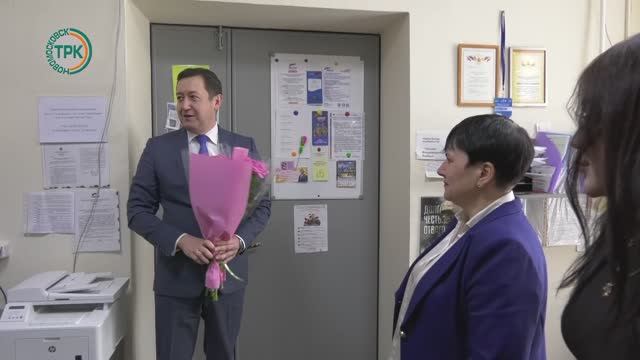 Поздравление принимали женщины из «Фонда Защитники Отечества» смотреть онлайн