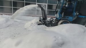 ВПУМ 1090 снегометатель шнекороторный