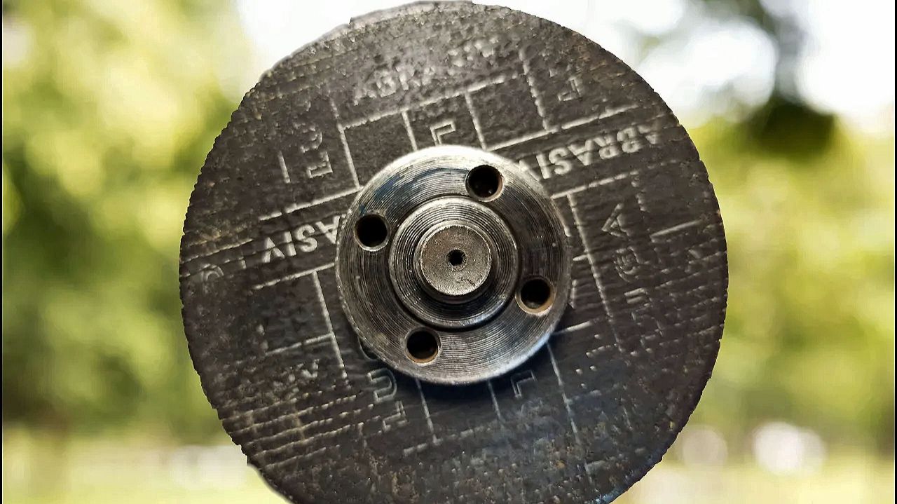 Два приспособления для работы с болгаркой, которые вас приятно удивят