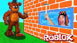 КИТАЙКА СТРОИТ ДОМ ЧТОБЫ СПРЯТАТЬСЯ ОТ ФРЕДИ!