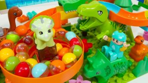 СТРОИМ ЦВЕТНУЮ ГОРКУ ДЛЯ ШАРИКОВ С ДИНОЗАВРАМИ АСМР ВИДЕО ДЛЯ ДЕТЕЙ ДЕТСКИЙ КАНАЛ ИГРАЛКИ-ЗАЛИПАЛКИ