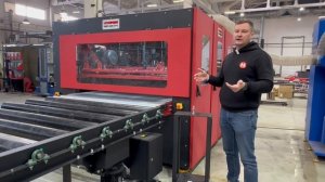 Обзор станка SGRD-1650-RYD от HOHMAN: шлифовка, скругление кромок и сатинирование листов 1650 мм