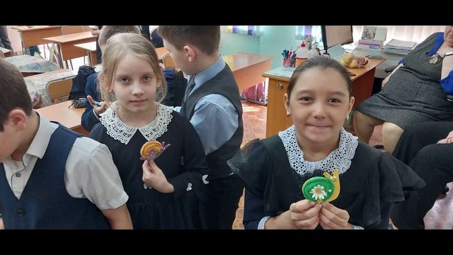 Весенний подарок маме