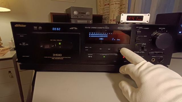 Кассетная дека Victor TD-V731, Япония посмотрим как записывает