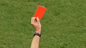 Футболисты "Атлетико Минейро" и "Крузейро" получили 23 красные карточки