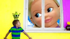 КУКЛА ДИАНА СТАЛА ОГРОМНОЙ! МУЛЬТИК ПРО ХЕЛПИКА! РОМА И ХЕЛПИК 49 СЕРИЯ