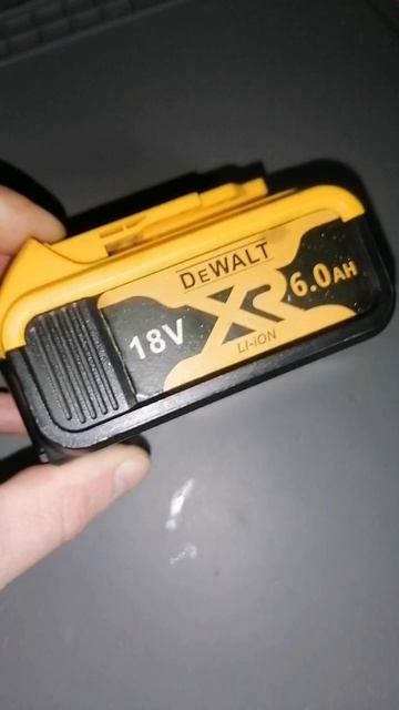 Оживил реплику на DeWALT