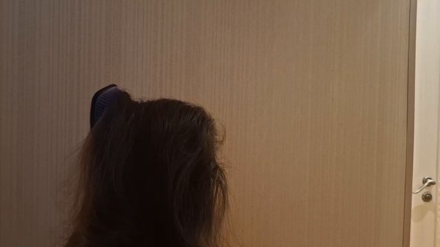 Расчесывание волос асмр