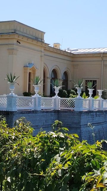 Колонистский парк. Царицын остров. Царицын павильон.Петергоф