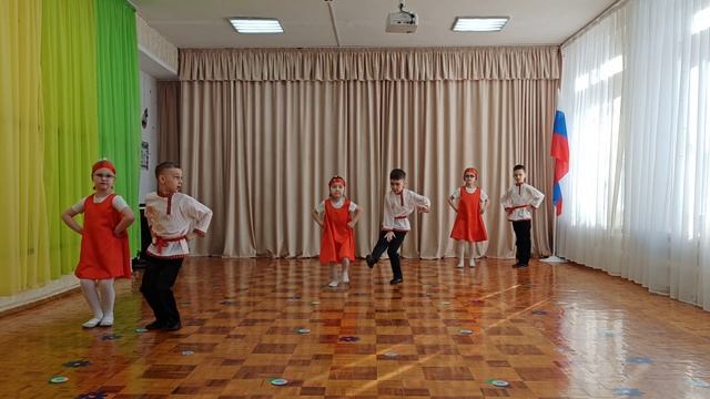 Ансамбль "Конфетти" - "Красный сарафанчик" - Краснотурьинск