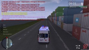 смеется еще