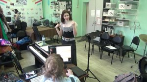 От радости -3-я: тональность, фразировка, свобода в звуке; Ай, вы, цыгане -6-я детали. Полина Янгель