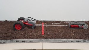 Перетягивание каната на 18 автомобилях LEGO: Кто победит?