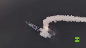 بيونغ يانغ تطلق صواريخ مجنحة من مدمرة بحرية "تشوي هيون".. وكيم يشرف