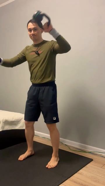 Хайпул 1 рукой (ракурс сбоку)