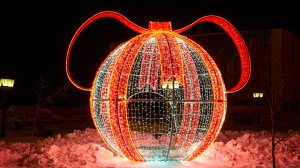 Новогодний уличный светодиодный Шар с бантом