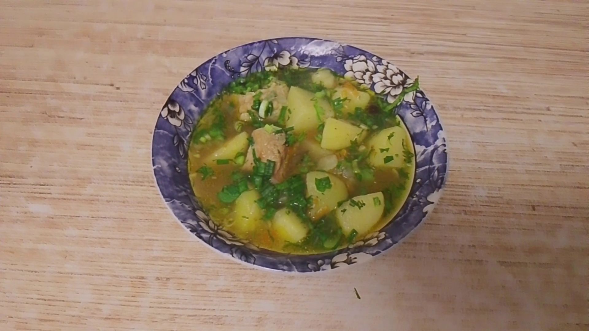 Вкусная тушёная картошка с мясом