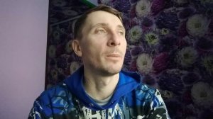 Почему телефон Vove не хочет включатся?