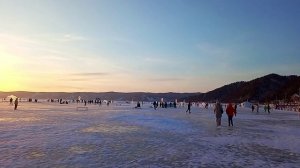 Впервые за 32 года походил по льду Байкала.