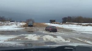 До 6 тонн снижена грузоподъёмность ледовой переправы через Северную Двину в Великоустюгском округе