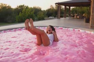 Какую кровать мечты выбрали бы вы? Самая необычная кровать для сна.