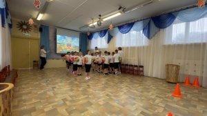 Праздник «23 февраля» подготовительная группа «Подсолнушки»