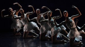 «Лебединое озеро» в Севастополе исполнили в темноте