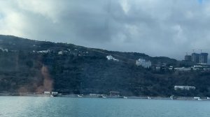 Ялта. Морская прогулка на теплоходе В.ЛУГОВСКОЙ, вдоль побережья до Ласточкиного Гнезда. 23.02.2026.