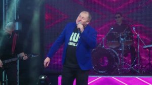 Руслан Исаков RUS - Он тебя ищет