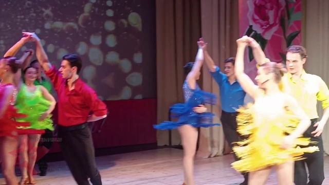 Праздничный концерт к 8 Марта