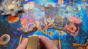 Таро расклад: кто или что у вас на пороге💯❓ на дороге💯❓ в дом войдет...