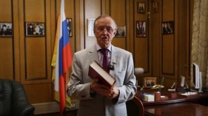 Я бы взял Библию в космическое путешествие